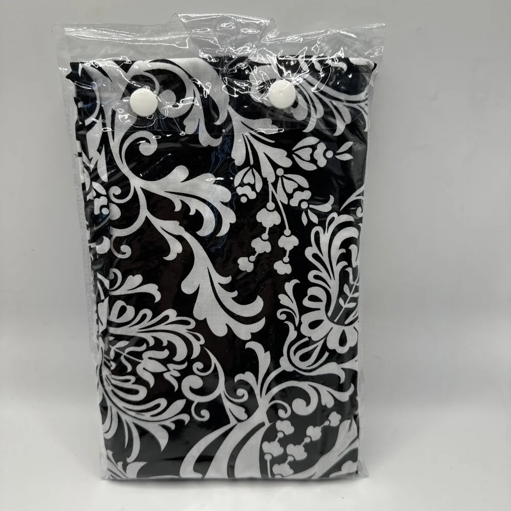 Udder Covers Hooter Hider Nursing Cover Black White Floral Print New In Package